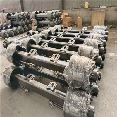 Aks-semi-trelè Ameriken